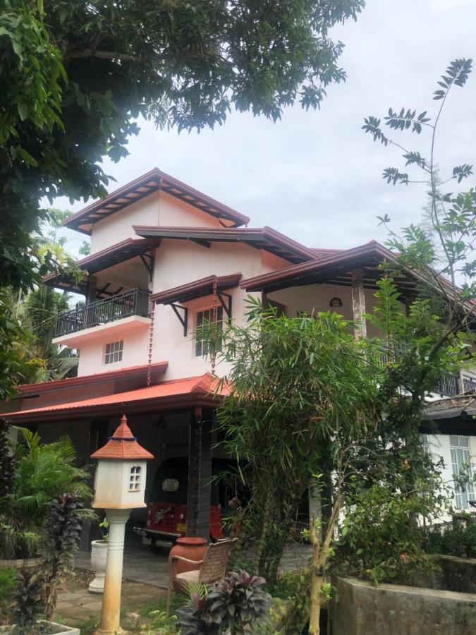 Hiriketiya New Radiant House Ξενοδοχείο Dikwella Εξωτερικό φωτογραφία