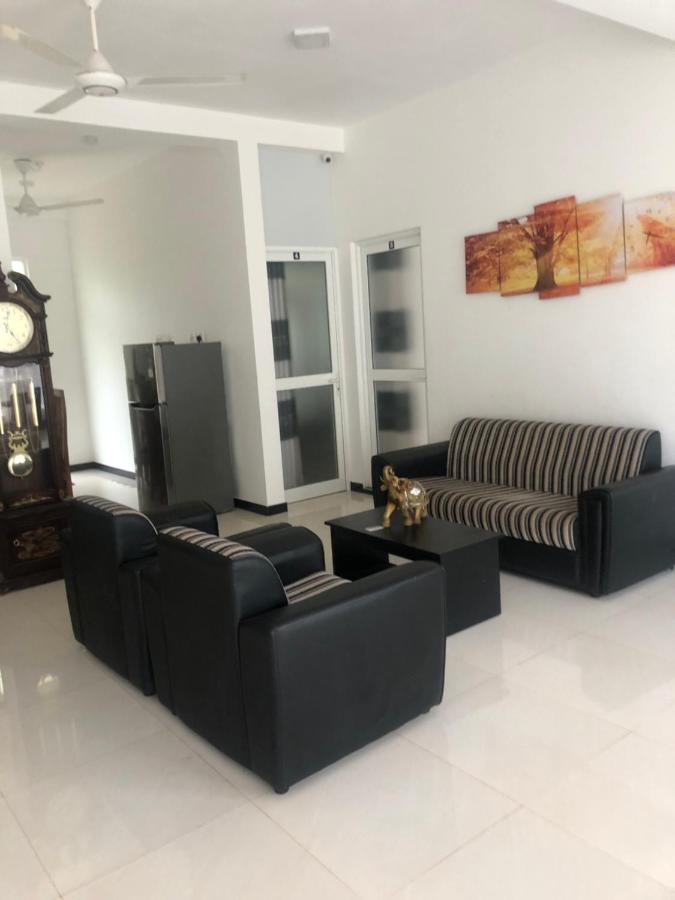 Hiriketiya New Radiant House Ξενοδοχείο Dikwella Εξωτερικό φωτογραφία